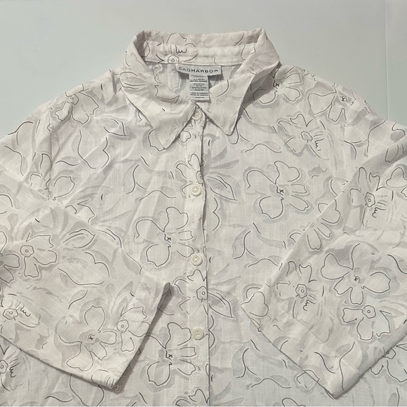 Sag Harbor Women’s Button Up, XL - Picture 4 of 6